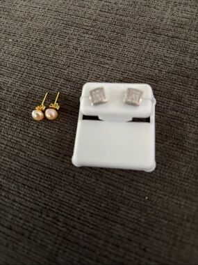 Square pave stud earrings.- Sparkling Silver Tone. Anti tarnish plus pink pearls
